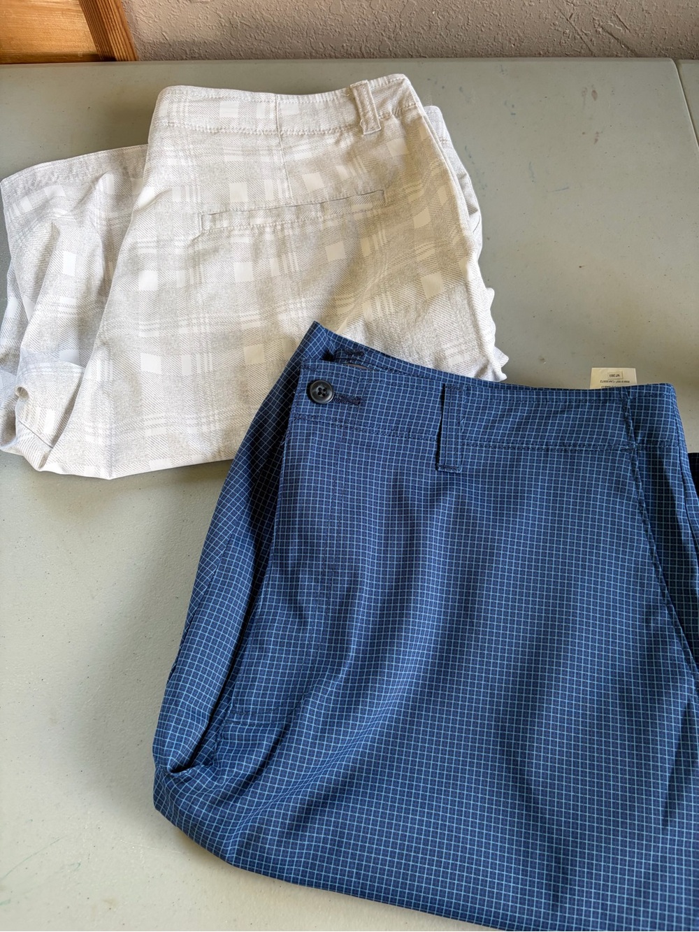 Ben Hogan Men’s Golf Shorts Size 34 Bundle - 2 Pairs Blue & Gray